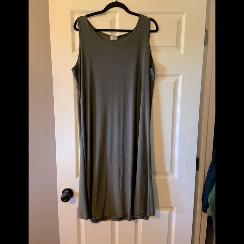 Sleeveless dress. Made in Canada.